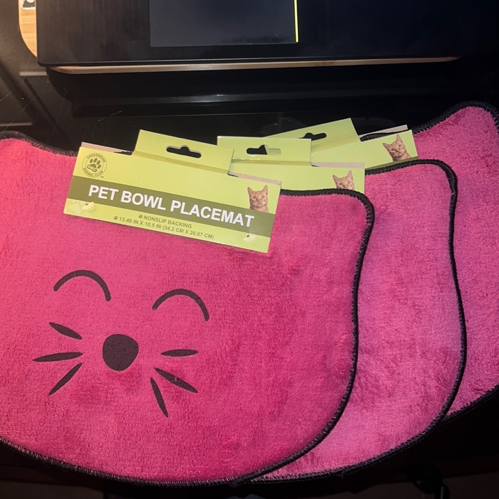 Pink cat mats (3)